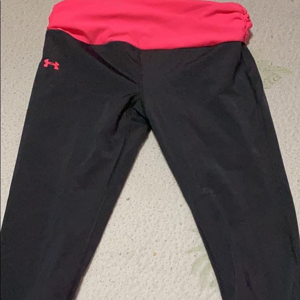 Under armour crop leggings